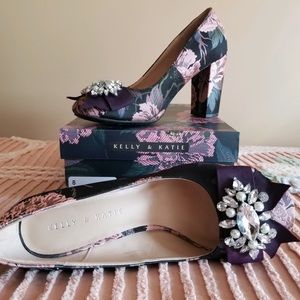 Kelly & Katie Floral Heels, Size 8